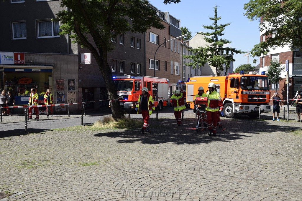 Explo Feuer 2 Koeln Kalk Hoefestr P027.JPG - Miklos Laubert